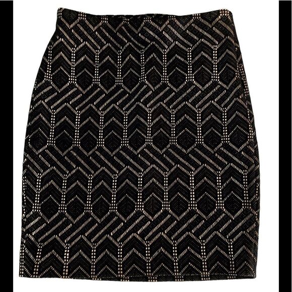 Ann Taylor Petite Lace Black Nude Skirt 0P - Picture 1 of 6